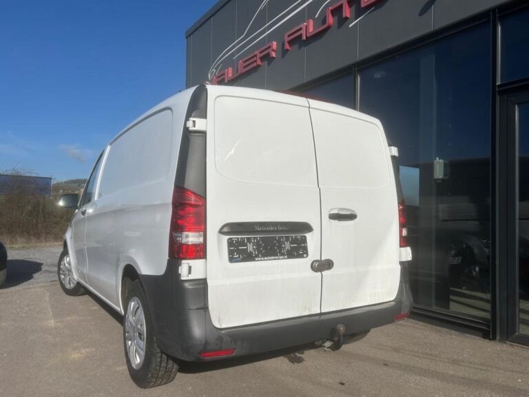 Mercedes Vito FOURGON 111 CDI COMPACT PRO - Image 04 (July 7, 2026)