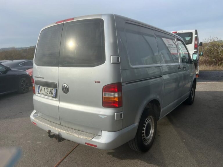 Volkswagen Transporter FOURGON FGN TOLE CB 2.5 TDI 174 2.8T - Image 02 (July 7, 2026)
