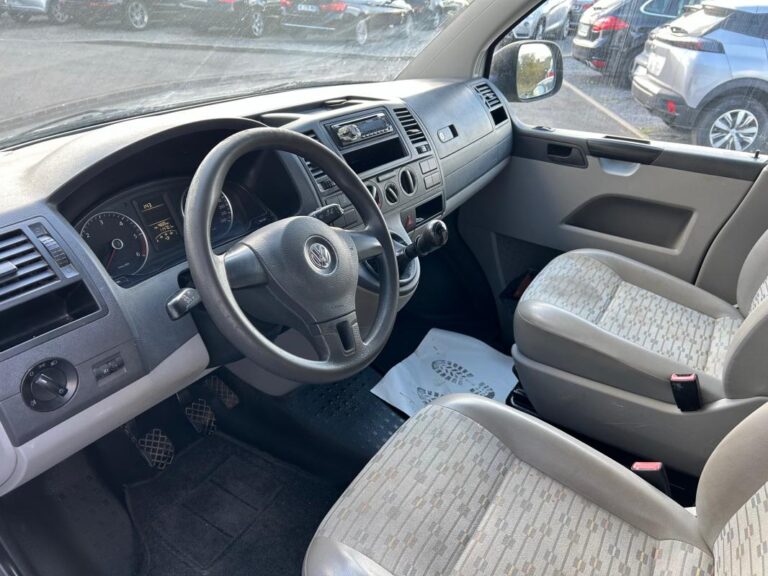 Volkswagen Transporter FOURGON FGN TOLE CB 2.0 TDI 84 FAP 2.8T - Image 07 (July 7, 2026)