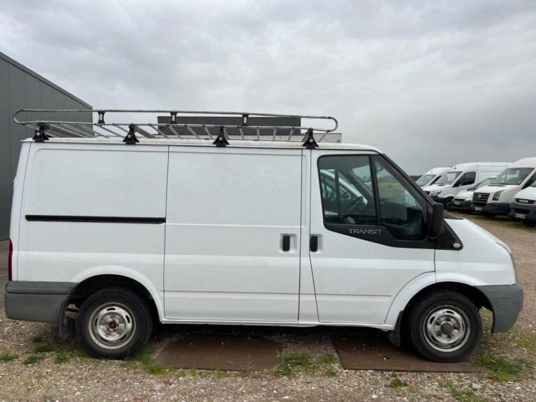 Ford Transit FOURGON 260 CP TDCi 85 - Image 02 (July 7, 2026)