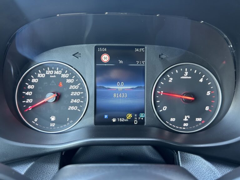 Mercedes Vito Fourgon 119 CDI 4×4 Mixto Long 5 places Portes Elec 47900H - Image 13 (July 7, 2026)