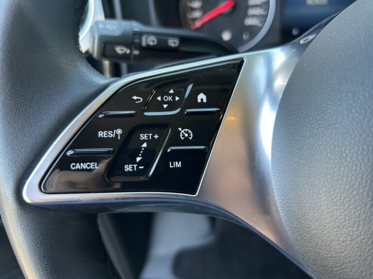 Mercedes Vito Fourgon 119 CDI 4×4 Mixto Long 5 places Portes Elec 47900H - Image 17 (July 7, 2026)