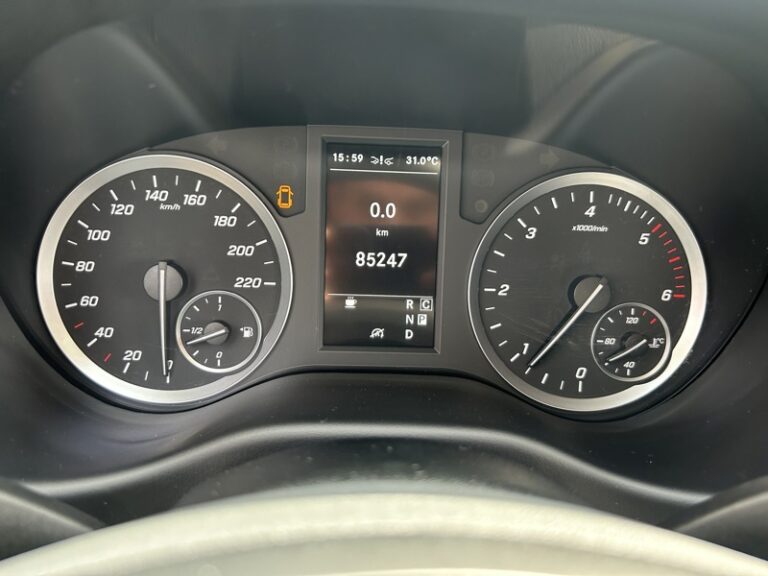 Mercedes Vito 116 CDI Long Boite Auto Attelage + Pack Navi 26900 - Image 14 (July 7, 2026)
