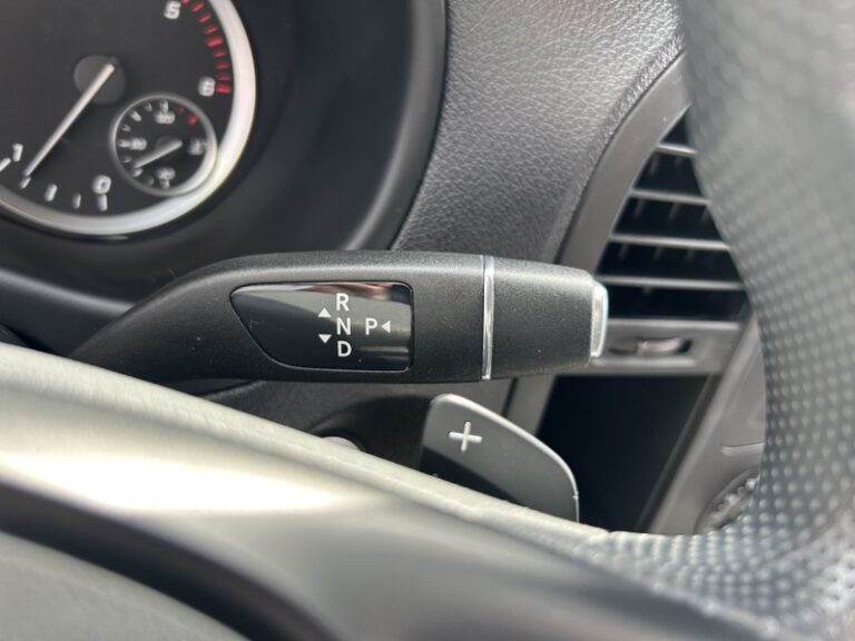Mercedes Vito 116 CDI Long Boite Auto Attelage + Pack Navi 26900 - Image 17 (July 7, 2026)