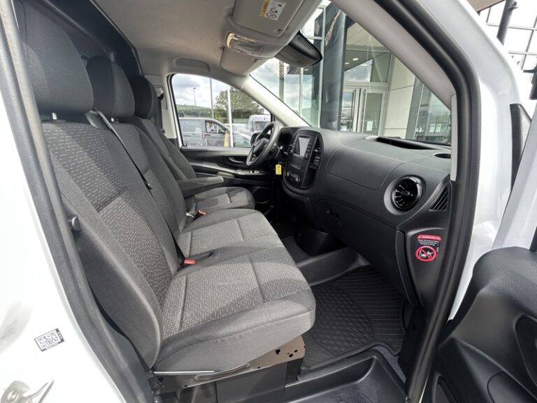 Mercedes Vito 116 CDI Long Boite Auto Attelage + Pack Navi 26900 - Image 05 (July 7, 2026)