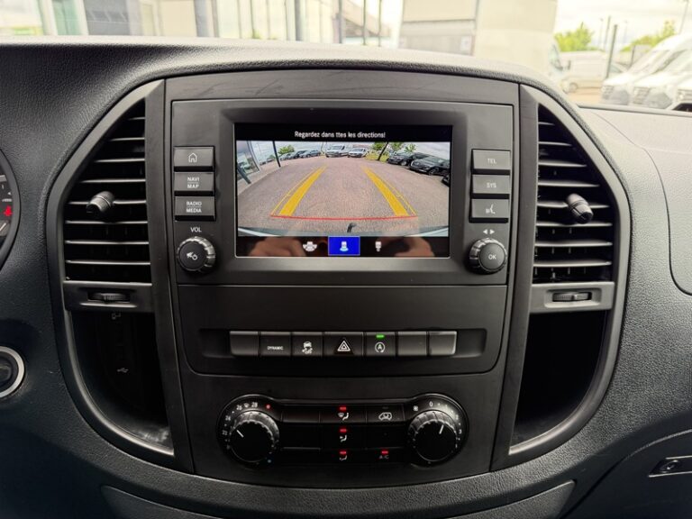 Mercedes Vito Fourgon 116 CDI Boite Auto Long Attelage Pack Navi 26990HT - Image 12 (July 7, 2026)