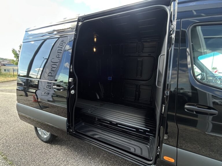 Mercedes Sprinter 319 CDI 190cv Boite Auto Fourgon !!!NEUF!!! Apple - Image 10 (July 7, 2026)