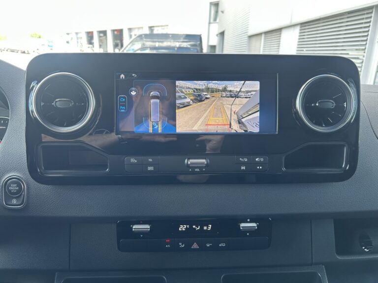 Mercedes Sprinter 319 CDI 190cv Boite Auto Fourgon !!!NEUF!!! Apple - Image 20 (July 7, 2026)