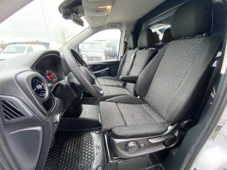 Mercedes Vito NOUVEAU 116 CDI Boite Auto Fourgon Long Select 35900HT - Image 11 (July 7, 2026)