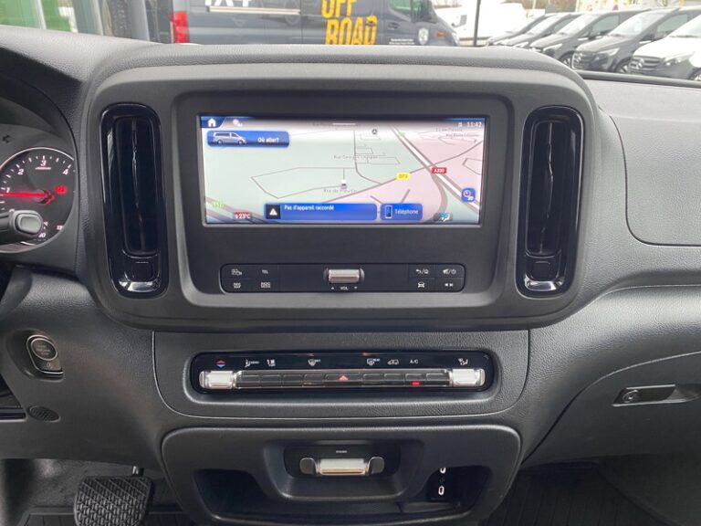 Mercedes Vito NOUVEAU 116 CDI Boite Auto Fourgon Long Select 35900HT - Image 13 (July 7, 2026)