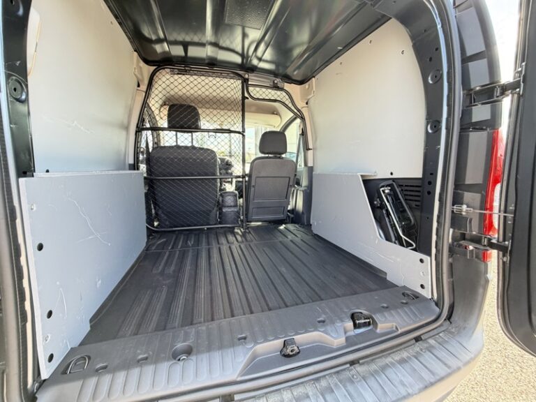 Mercedes Citan 109 CDI Fourgon Compact 10900HT - Image 08 (July 7, 2026)
