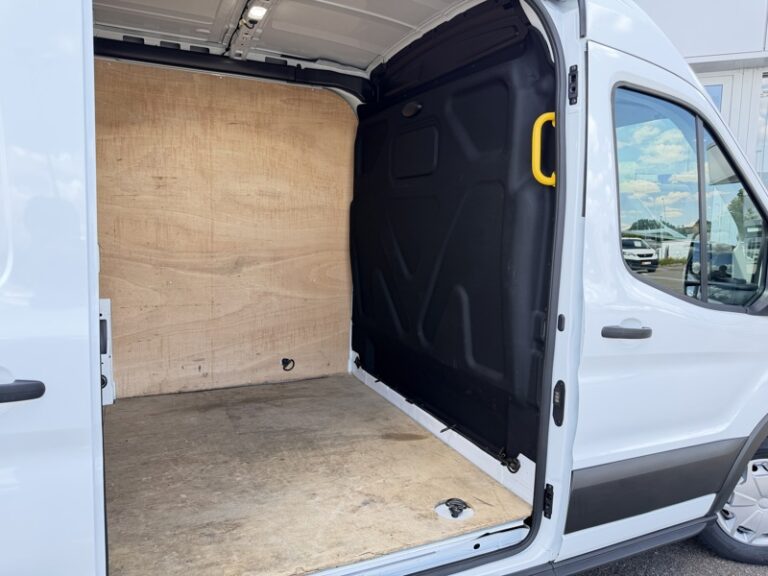 Ford Transit 2T 2.0L 130ch T310 Trend 22500HT - Image 09 (July 7, 2026)