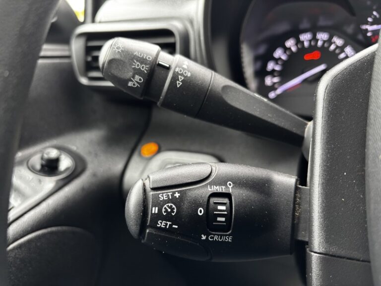 Citroën Berlingo 1.5L 100ch Club M 1000KG 11990HT - Image 14 (July 7, 2026)
