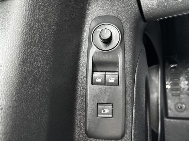 Citroën Berlingo 1.5L 100ch Club M 1000KG 11990HT - Image 17 (July 7, 2026)