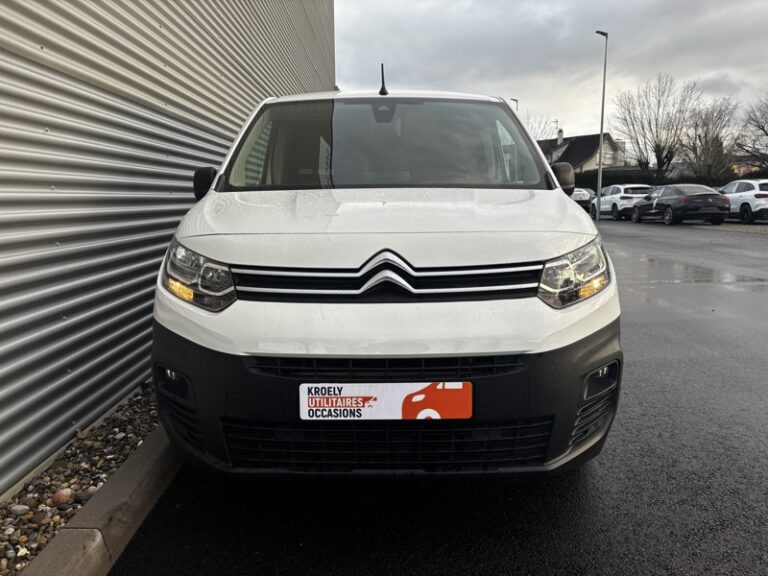 Citroën Berlingo 1.5L 130 ch EAT8 Driver M 1000KG 11990HT - Image 02 (July 7, 2026)
