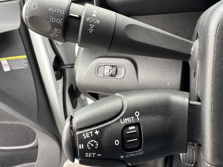Peugeot Partner 1.5l 100ch Asphalt 1000KG 11900HT - Image 16 (July 7, 2026)