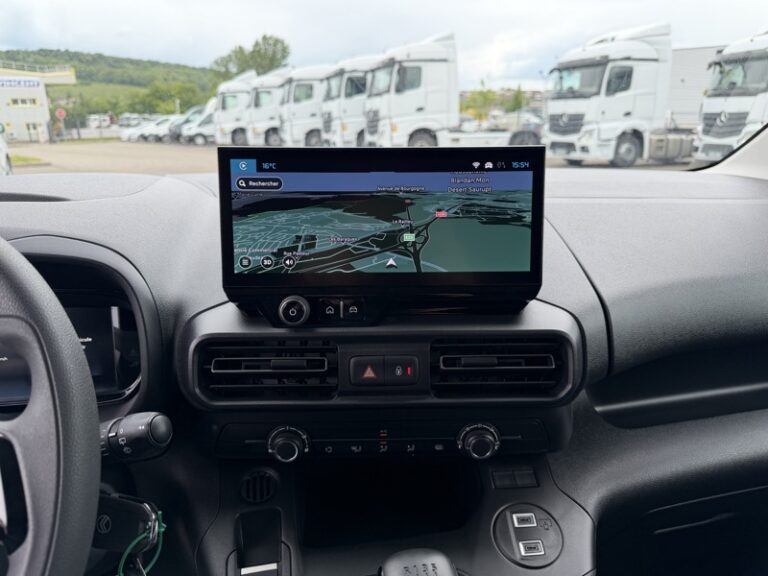 Citroën Berlingo 1.5L 100ch Pack Premium Connect M 650kg Garantie C - Image 19 (July 7, 2026)