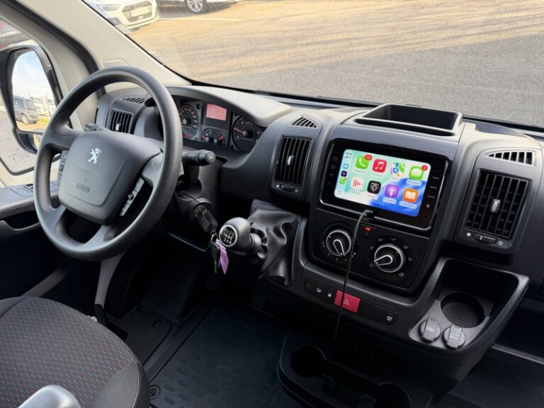 Peugeot Boxer BlueHDi 2.2l 140CV 18900HT - Image 03 (July 7, 2026)