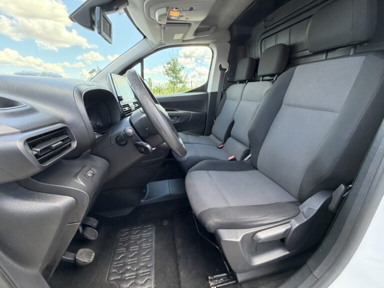 Citroën Berlingo 1.5L 100ch Driver M 1000Kg 12900€ HT - Image 12 (July 7, 2026)