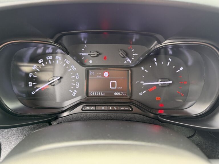 Citroën Berlingo 1.5 100 ch Driver M 650kg 14900HT - Image 13 (July 7, 2026)