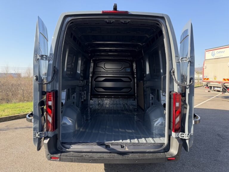 Renault Master NEUF Dispo en stock 3,5t 170CV Extra 30500HT - Image 08 (July 7, 2026)
