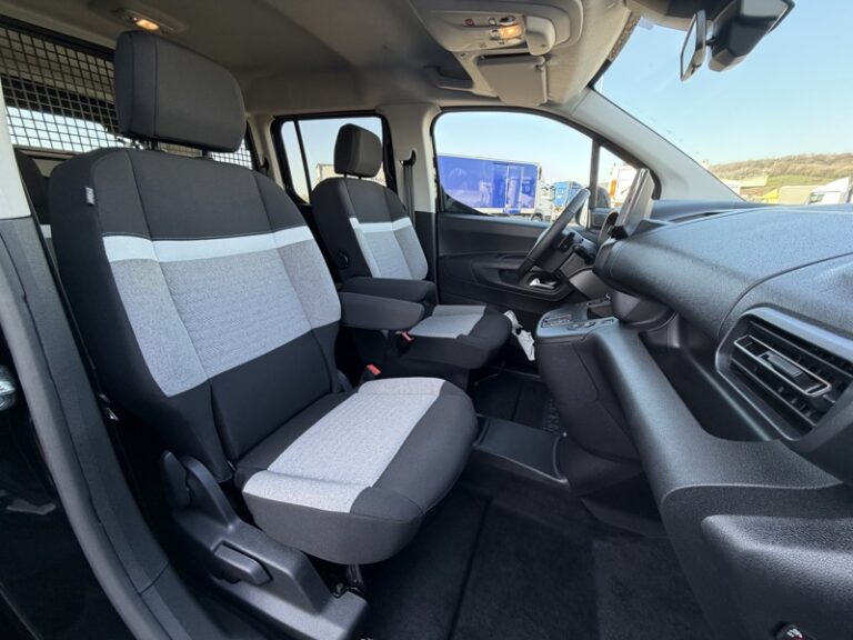 Citroën Berlingo Utilitaire 5 Places TVA Récup 1.5L 130ch EAT8 Premium Connect 24900HT - Image 14 (July 7, 2026)