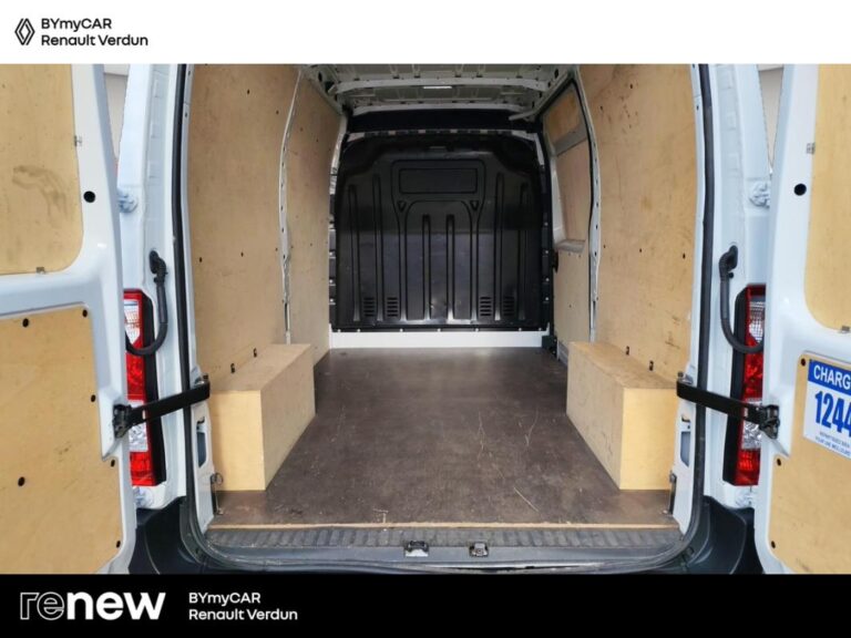 Renault Master FOURGON FGN TRAC F3500 BLUE DCI 135 CONFORT - Image 12 (July 7, 2026)