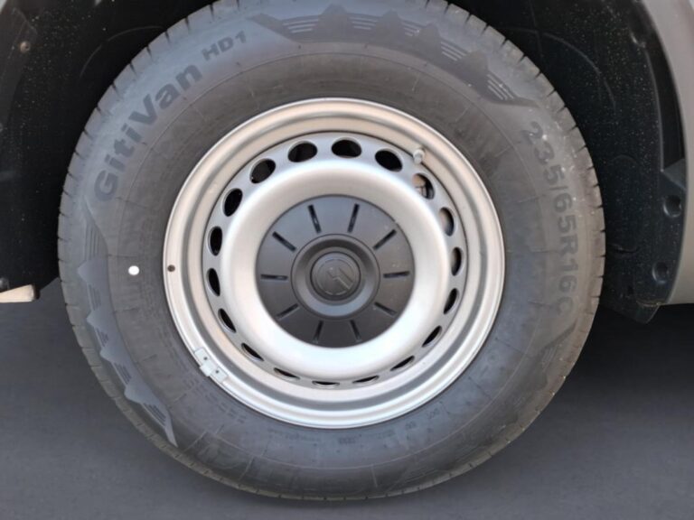 Volkswagen Crafter II FOURGON VAN 2.0TDI 140 35 BUSINESS - Image 14 (July 7, 2026)