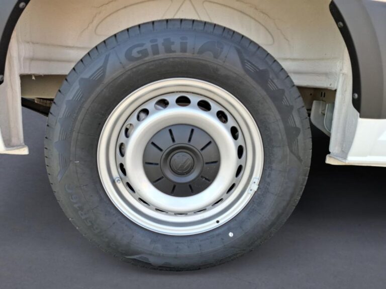 Volkswagen Crafter II FOURGON VAN 2.0TDI 140 35 BUSINESS - Image 15 (July 7, 2026)