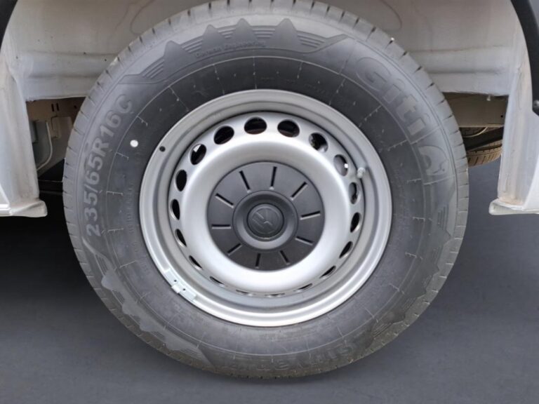 Volkswagen Crafter II FOURGON VAN 2.0TDI 140 35 BUSINESS - Image 16 (July 7, 2026)
