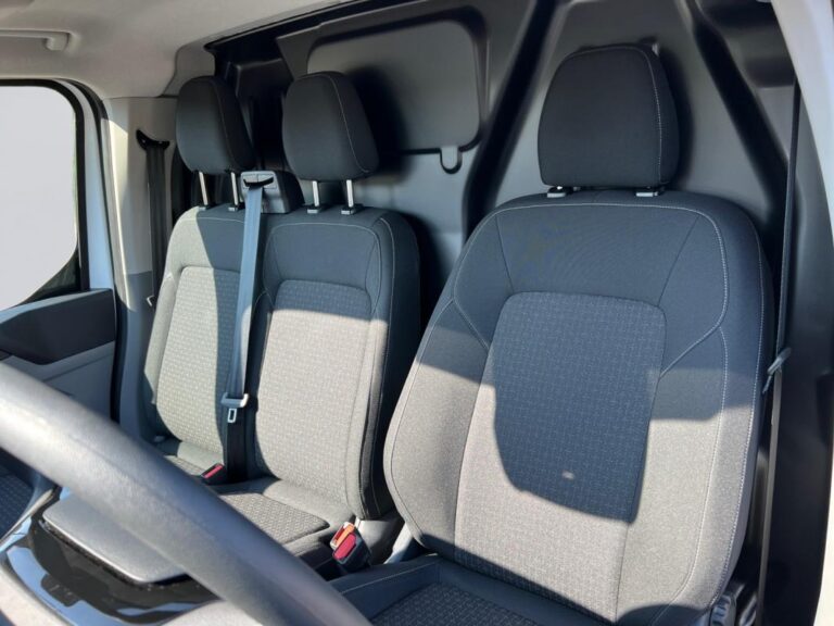 Ford Transit Custom II (2) FOURGON 2.0 ECOBLUE 136CH TREND 280 - Image 13 (July 7, 2026)