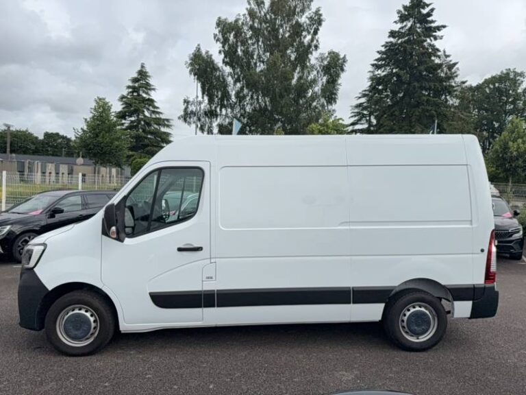 Renault Master FOURGON FGN TRAC F3500 BLUE DCI 135 CONFORT - Image 02 (July 7, 2026)