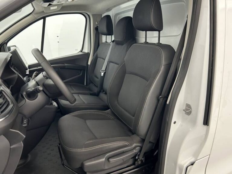 Renault Trafic FGN 2800 KG BLUE DCI 130 GRAND CONFORT - Image 06 (July 7, 2026)