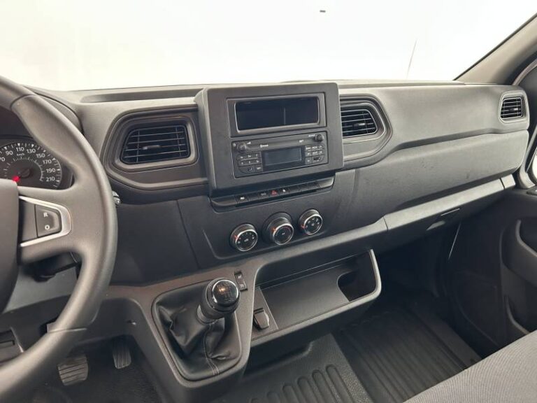Renault Master FOURGON FGN TRAC F3500 BLUE DCI 135 CONFORT - Image 12 (July 7, 2026)