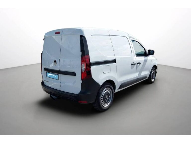Renault Express (30) VAN TCE 100 – 22 ESSENTIEL - Image 05 (July 7, 2026)