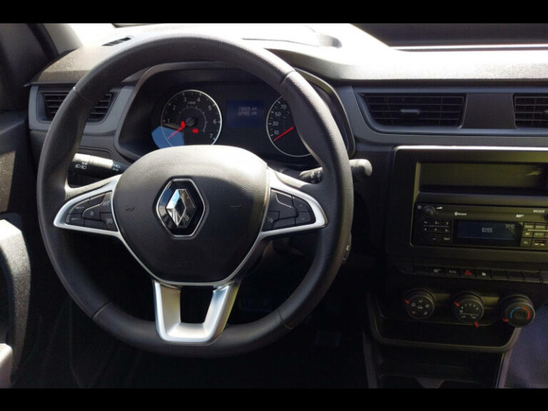 Renault Express (30) VAN TCE 100 – 22 ESSENTIEL - Image 09 (July 7, 2026)
