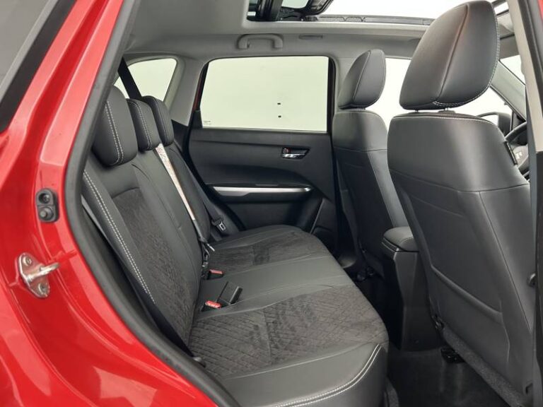 Suzuki Vitara 1.5 Dualjet Hybrid Auto Style - Image 16 (July 7, 2026)
