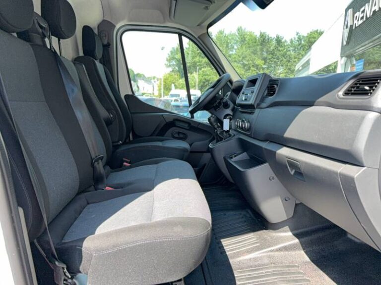 Renault Master FOURGON FGN TRAC F3500 BLUE DCI 135 CONFORT - Image 13 (July 7, 2026)