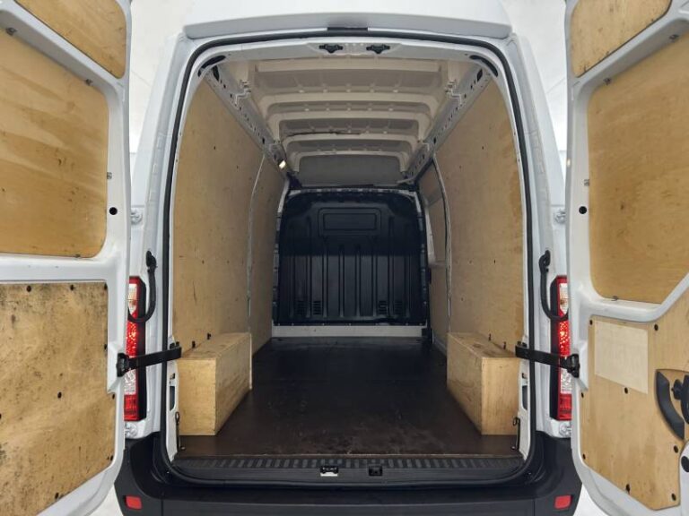 Renault Master FOURGON FGN TRAC F3500 BLUE DCI 135 CONFORT - Image 18 (July 7, 2026)