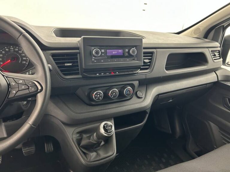 Renault Trafic FGN 3000 KG BLUE DCI 130 CONFORT - Image 18 (July 7, 2026)