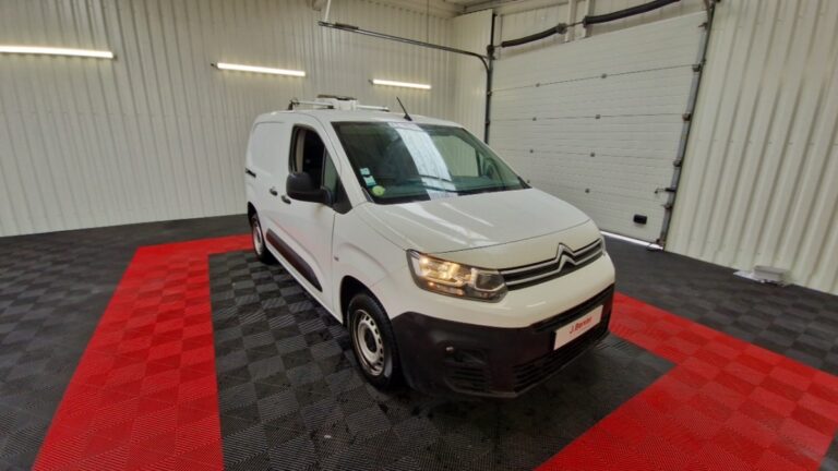 Citroën Berlingo VAN Taille M 650kg BlueHDi 100 S&S BVM Club - Image 03 (July 7, 2026)