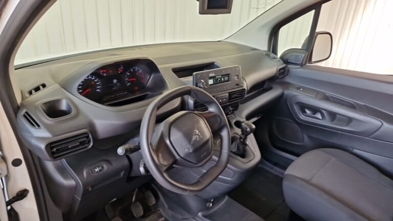 Peugeot Partner FOURGON BHDI 100 S&S STANDARD 650KG PREMIUM - Image 20 (July 7, 2026)