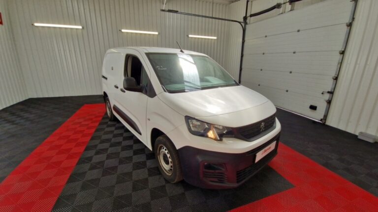 Peugeot Partner FOURGON BHDI 100 S&S STANDARD 650KG PREMIUM - Image 03 (July 7, 2026)