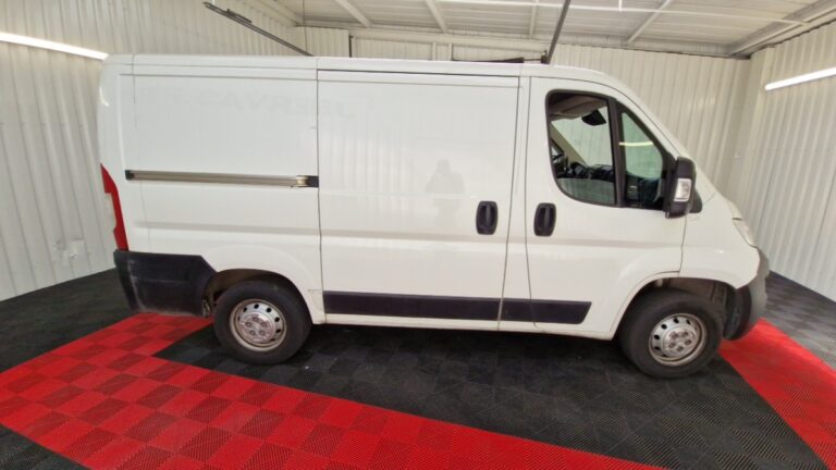 Citroën Jumper 30 BlueHDi 120 S&S BVM6 Driver - Image 04 (July 7, 2026)