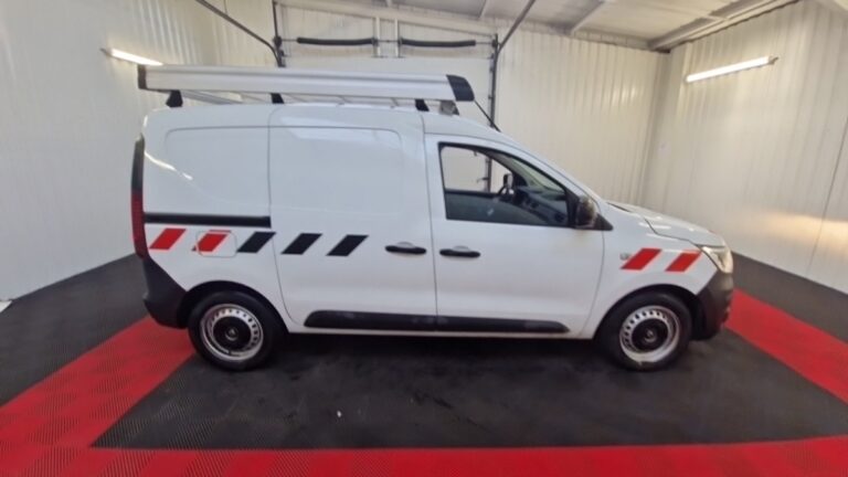 Renault Express Van Confort – Blue dCi 95 - Image 04 (July 7, 2026)
