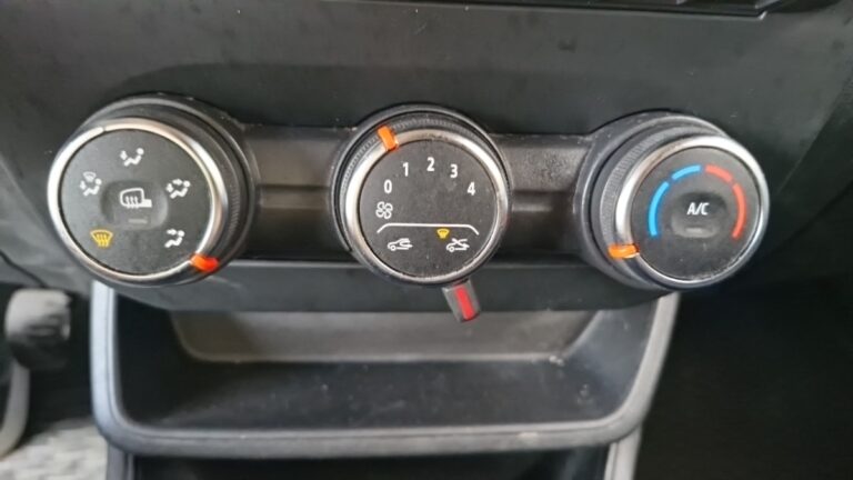 Renault Express Van Confort – Blue dCi 95 - Image 10 (July 7, 2026)