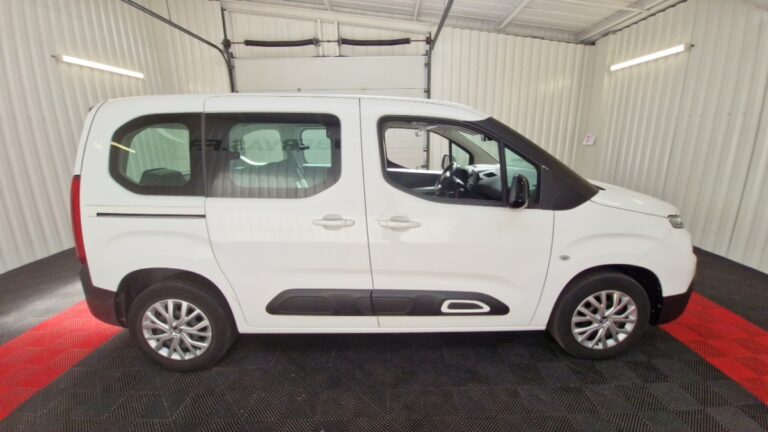 Citroën Berlingo Taille M PureTech 110 S&S BVM6 Feel - Image 04 (July 7, 2026)