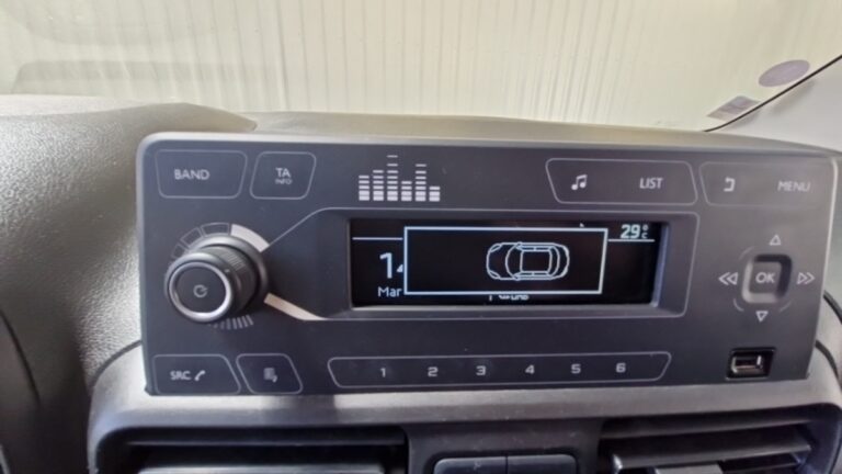 Citroën Berlingo Taille M PureTech 110 S&S BVM6 Feel - Image 09 (July 7, 2026)