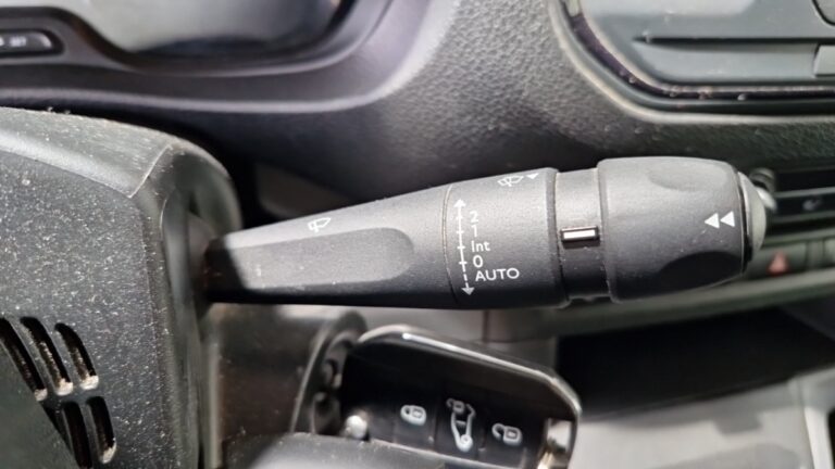 Peugeot Expert 2.0 BLUEHDI 120 S&S LONG PREMIUM - Image 14 (July 7, 2026)