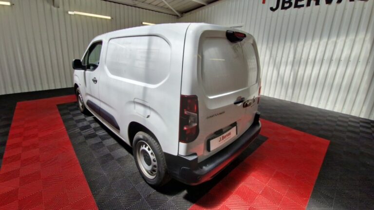Peugeot Partner Taille M 650kg BlueHDi 130 S&S EAT8 - Image 07 (July 7, 2026)
